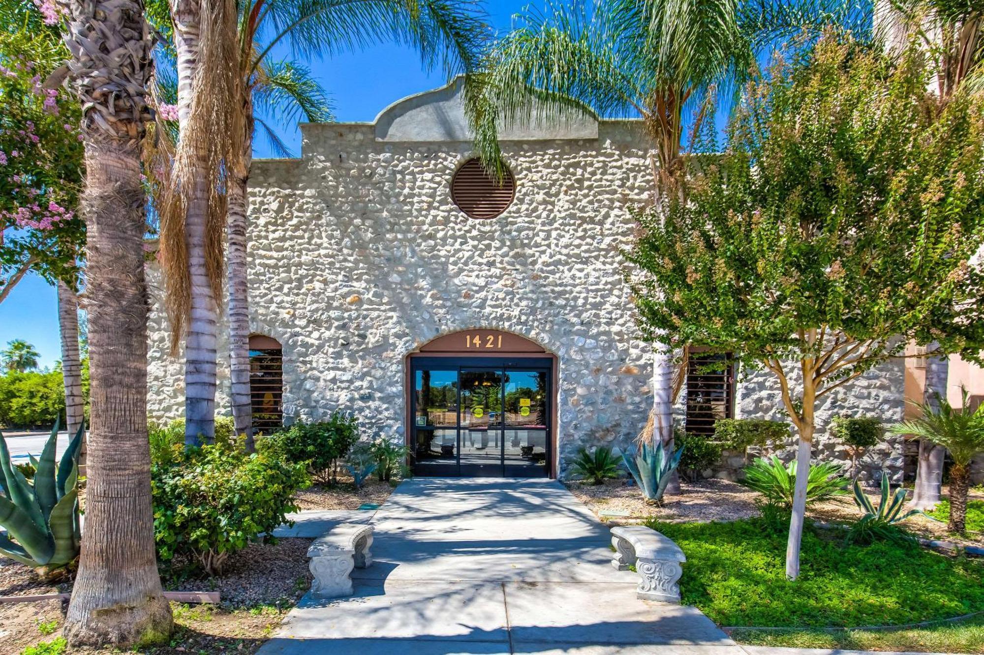 Comfort Inn Pomona Near Fairplex Exterior photo